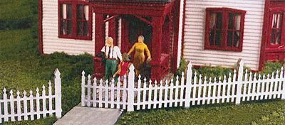 Monroe Models 2308 HO Scale Ornate Picket Fence - Kit -- 170' Scale