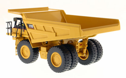 Diecast Masters 85104 1/50 Caterpillar 777D Dump Truck