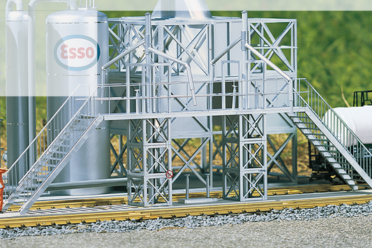 Piko 62049 G Scale Refinery Loading Dock, Building Kit