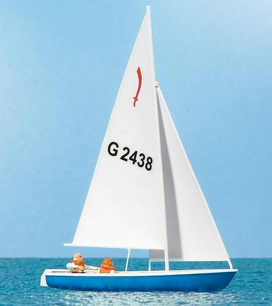 Preiser 10679 HO Scale Korsar Sailboat w/3 Sailors -- Sails Up