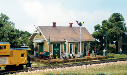 Woodland Scenics BR4928 N Scale Dansbury Depot