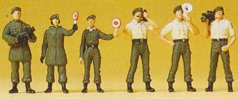 Preiser 10394 HO Scale German Police Border Guards