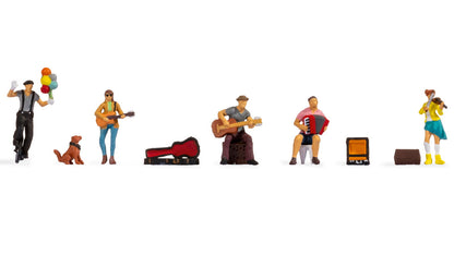 Noch 15597 HO Scale Street Performers, 6 Figures & Props