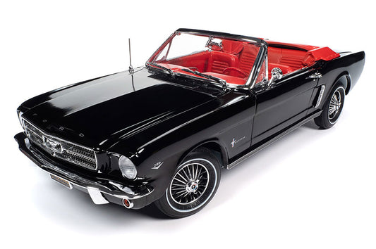 American Muscle 1312 1/18 1964.5 Ford Mustang Convertible Model