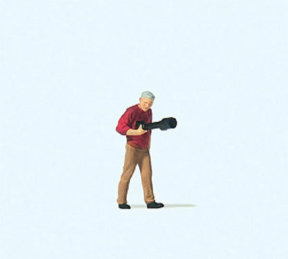 Preiser 28245 HO Scale Photographer with Super Zoom Lens Individual