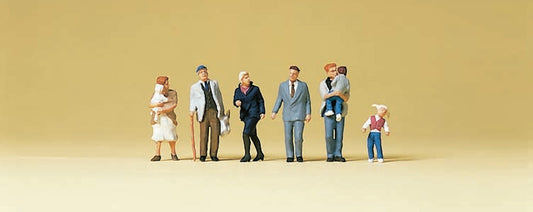 Preiser 79146 N Scale Passersby with Children Figure Set