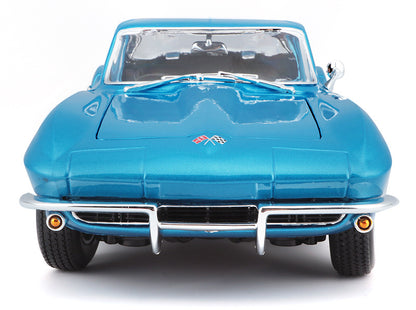 Maisto 31640BL 1/18 1965 Chevrolet Corvette, Metallic Light Blue