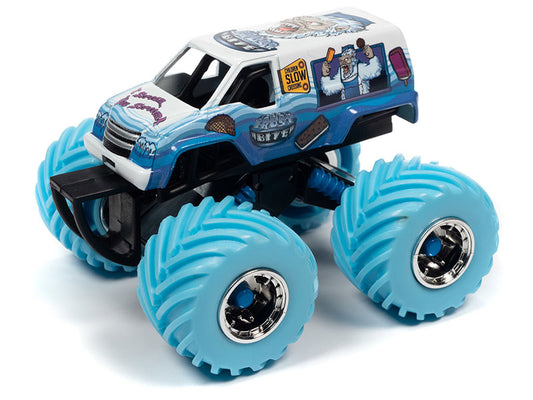 Johnny Lightning JLSP302 1/64 Scale Frost Bite -