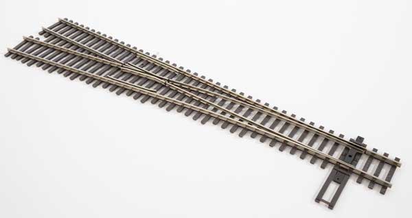 Walthers Track 10017 HO Scale Code 100 Nickel DCC-Friendly #6 Turnout -- Left