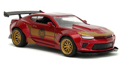 Jada Toys 30309 2016 Chevrolet Camaro with Iron Man Figure
