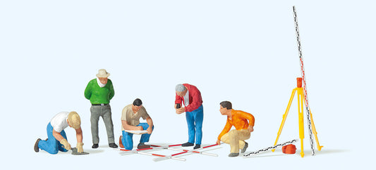 Preiser 10805 HO Scale Archeologists w/Tools -- pkg(5)