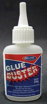 Deluxe Materials AD48 All Scale Glue Buster - CA Glue Debonder/Dissolver 1oz 28g