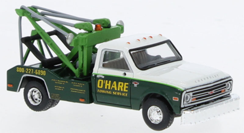 Brekina 19666 1/87 O'Hare 1968 Chevy C-30 Tow Truck Diecast