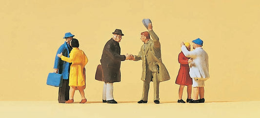 Preiser 14028 HO Scale Arriving Passengers Figure Set
