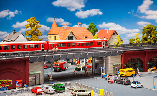 Faller 120581 HO Steel Urban Railway Bridge w/Kiosk Abutments