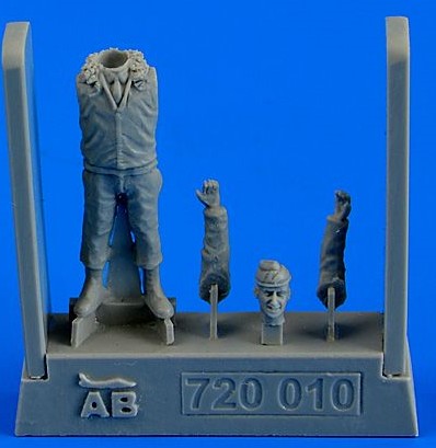 Aerobonus 720010 1/72 USAF Fighter Pilot Korean War 1950-53 (Standing)