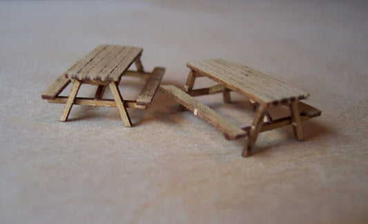 Osborn Models 1034 HO Scale Picnic Table Kit