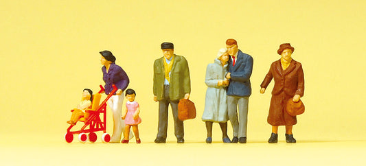 Preiser 10564 HO Scale Pedestrians with Baby Carriage Figures