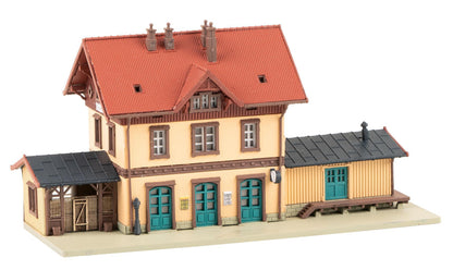 Faller 282709 Z Scale Ochsenhausen Station Kit w/Goods Shed