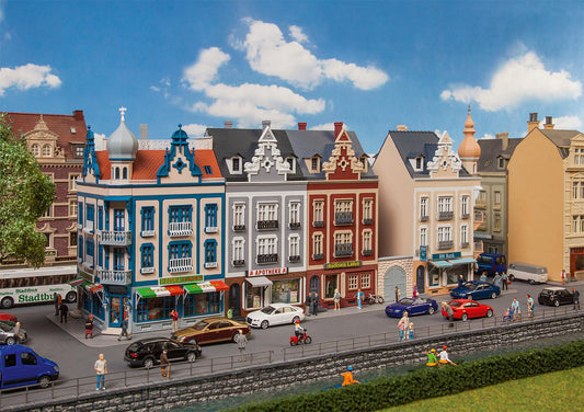 Faller 130701 HO Scale Beethovenstrasse Downtown Row Set Kit