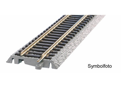 Piko 57081 HO Scale Roadbed Christmas Starter Set, 120V