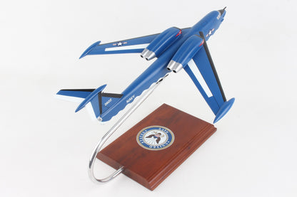 Executive Series C70410 P6M Sea Master 1/100