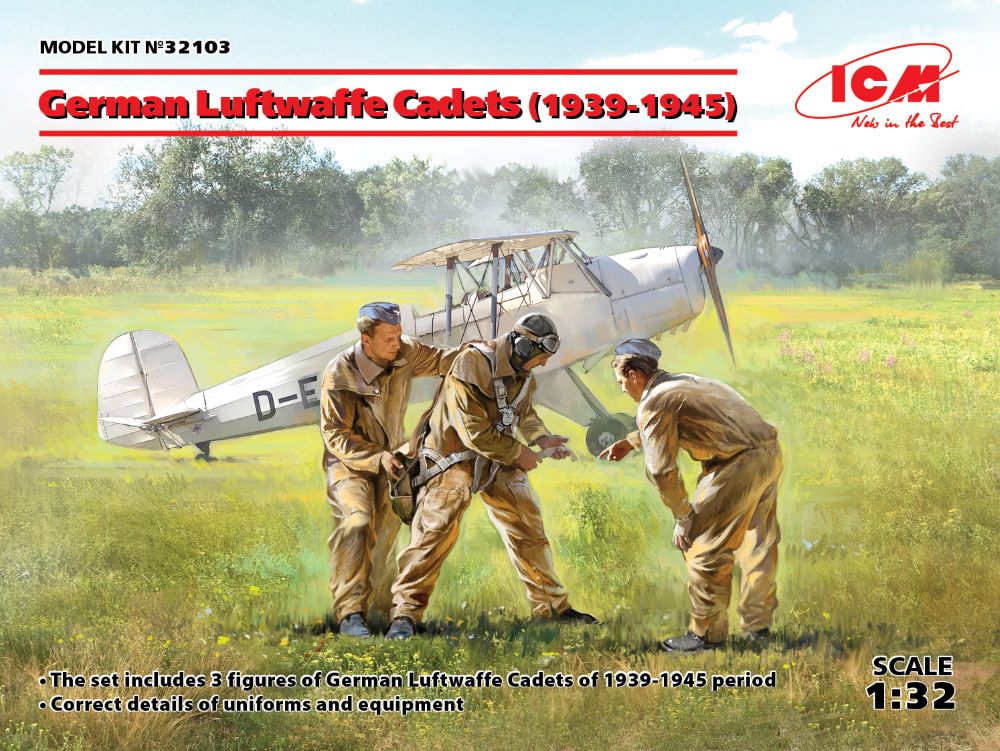 ICM Models 32103 1/32 WWII German Luftwaffe Cadets 1939-1945 (3) (D)