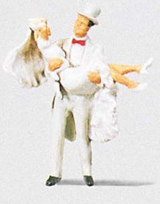Preiser 28029 HO Scale Individual Figure - Pedestrians Groom Carrying