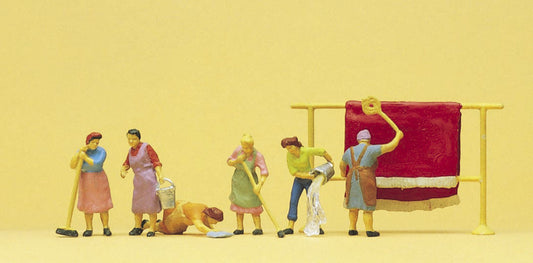 Preiser 10059 HO Scale Housewives Working Figure Set
