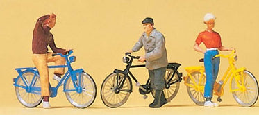 Preiser 10515 HO Scale Cyclists Waiting At The Railroad Crossing 3