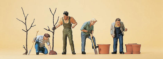 Preiser 10466 HO Scale Men Planting Trees Figure Set