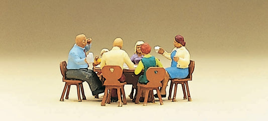 Preiser 10282 HO Scale Krause Family in Garden Figures