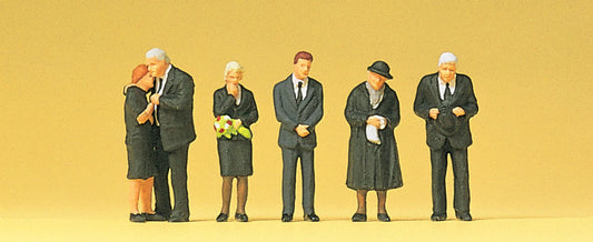 Preiser 10521 HO Scale Funeral Attendees Figure Set