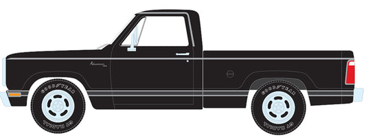 American Muscle 1355 1/18 1979 Dodge SWB Sweptline Pickup Truck