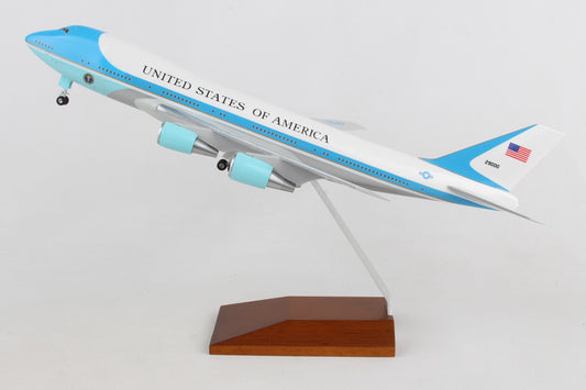 Skymarks SKR5005 Skymarks Air Force One Vc25 1/200 W/Gear & Wood Stand