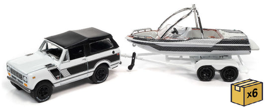 Johnny Lightning JLSP205-B-CASE 1/64 Scale 1979 International Scout Ii