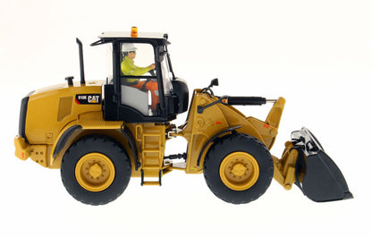 Diecast Masters 85294 1/32 Caterpillar 910K Wheel Loader