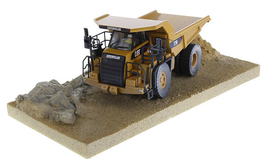 Diecast Masters 85756 1/50 Caterpillar 770 Weathered Dump Truck
