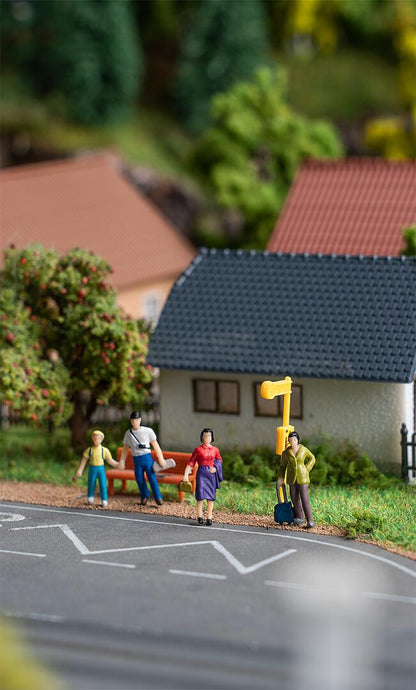 Faller 151616 HO Scale Waiting Passengers Figure Set, 8 Figures