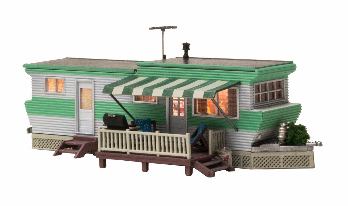 Woodland Scenics 5060 HO Scale Grillin' & Chillin' Trailer Built-&-Ready(R)