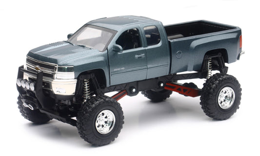 New Ray 54526 1/32 Chevrolet Silverado Pickup, Dark Grey, Lifted