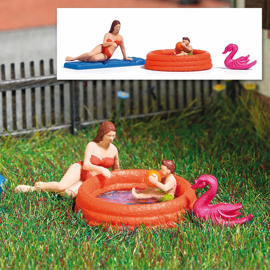 Busch 7862 HO Scale Kids' Wading Pool Action Set