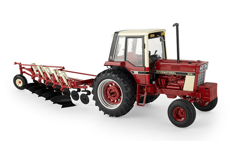 Ertl 44309 1/16 Scale International Harvester 986