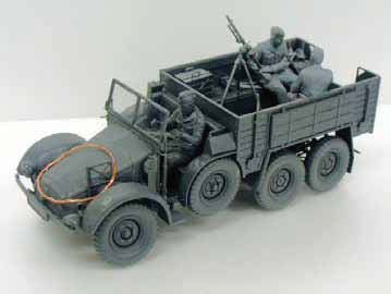 Tamiya 35317 1/35 German 6x4 Krupp Protze (Kfz70) Personnel Carrier