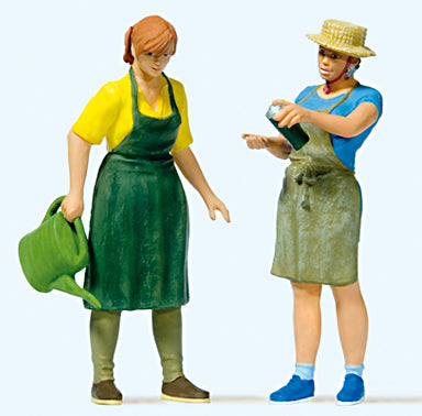 Preiser 44928 G Scale Recreation & Sports Women Gardening pkg(2)