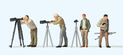 Preiser 10804 HO Scale Photographers w/Tripods pkg(4)