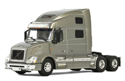 WSI 33-2030 1/50 Volvo VN780 6x4 Sleeper, Silver, Cab Only