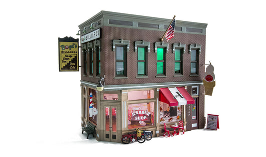 Woodland Scenics BR5844 O Scale Corner Emporium