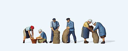 Preiser 10605 HO Scale Working People At the Potato Harvest pkg(6)