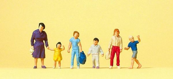 Preiser 14041 HO Scale Pedestrians -- Walking Women w/Children pkg(6)